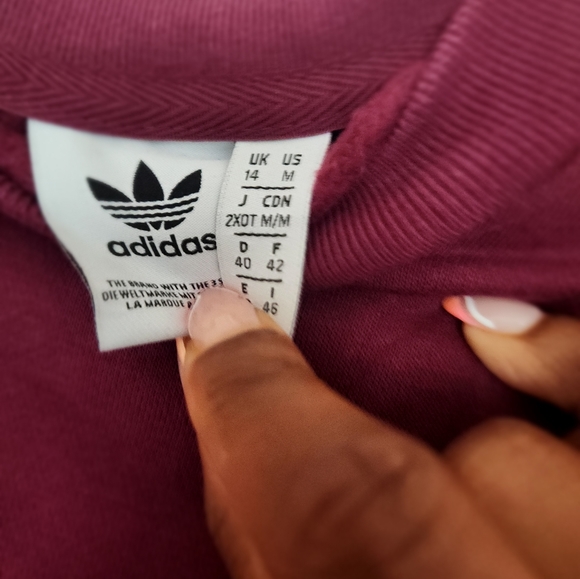 Adidas oversized sweatshirt in mulberry color size medium - Picture 3 of 3